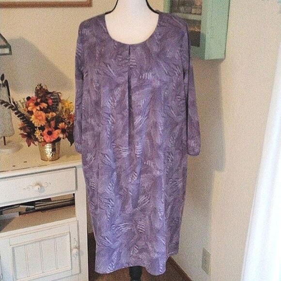 NWT Attention Shift Dress - Picture 1 of 10